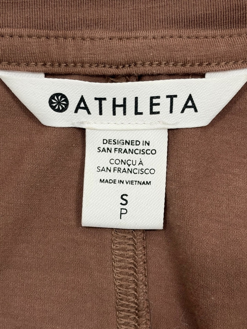 NWT Athleta Outbound V-neck Ruched T-shirt "Power of She" Rustic Beige (S) - Picture 3 of 9